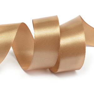 Лента атласная 2см бежевая (катушка 27,4м) 4837