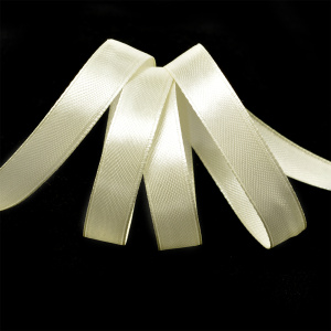 Лента атласная 12мм светло-кремовый (катушка 22,5м) 3004