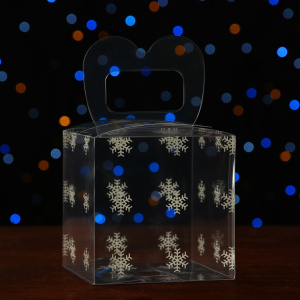 Коробка полностью ПРОЗРАЧНАЯ со снежинками 110х110х110см