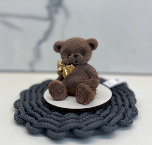 Фигурка из шоколадной глазури МЕДВЕЖОНОК С БАНТИКОМ коричневый