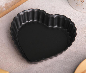 Металлическая форма для выпечки "Рифленое сердце" 11х2см