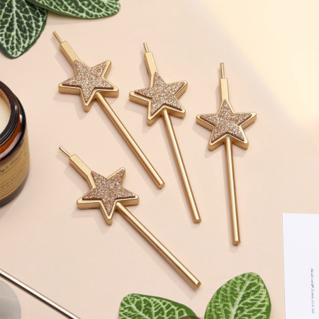 Свечи для торта БЛЕСТЯЩИЕ ЗВЕЗДЫ 4 штуки ШАМПАНЬ Свечи для торта БЛЕСТЯЩИЕ ЗВЕЗДЫ 4 штуки ШАМПАНЬ