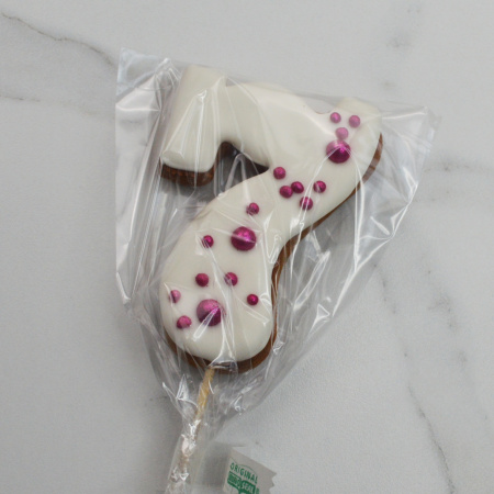 Пряник ЦИФРА "7" с посыпкой РОЗОВЫЙ блеск 9см Пряник ЦИФРА "7" с посыпкой РОЗОВЫЙ блеск 9см