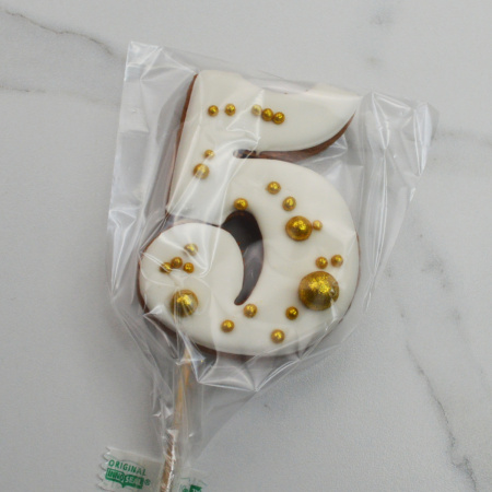 Пряник ЦИФРА "5" с посыпкой ЗОЛОТО 9см Пряник ЦИФРА "5" с посыпкой ЗОЛОТО 9см