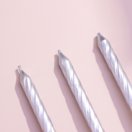 Свечи в торт Спираль СЕРЕБРО металлик 6см 10 штук
