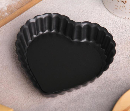 Металлическая форма для выпечки "Рифленое сердце" 11х2см