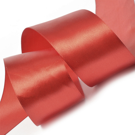 Лента атласная 3,8см красный (катушка 27,4м) 3095 Лента атласная 3,8см красный (катушка 27,4м) 3095