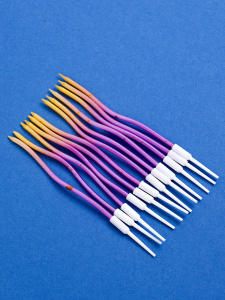 Свечи для торта коктейльные "Серпантин" градиент золотой-фиолетовый 12 штук Свечи для торта коктейльные "Серпантин" градиент золотой-фиолетовый 12 штук