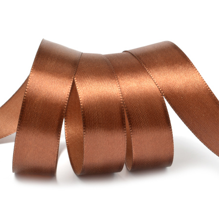 Лента атласная 2см коричневая (катушка 27,4м) 3135 Лента атласная 2см коричневая (катушка 27,4м) 3135