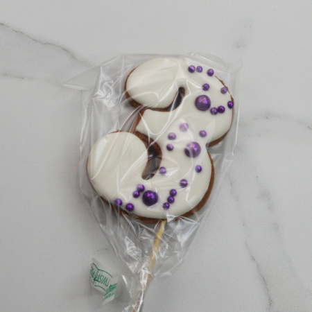 Пряник ЦИФРА "3" с посыпкой ФИОЛЕТОВЫЙ блеск 9см Пряник ЦИФРА "3" с посыпкой ФИОЛЕТОВЫЙ блеск 9см