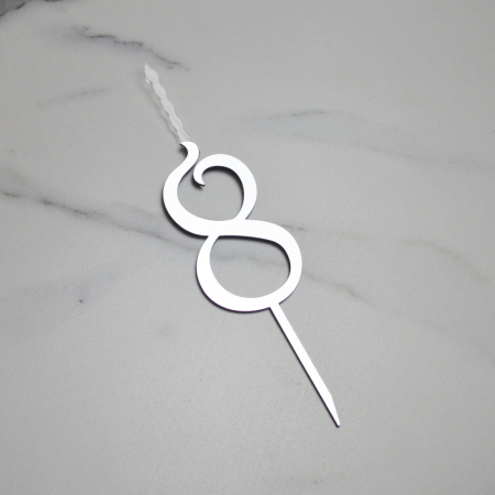 Акриловый топпер-СВЕЧА цифра 8 СЕРЕБРО Акриловый топпер-СВЕЧА цифра 8 СЕРЕБРО