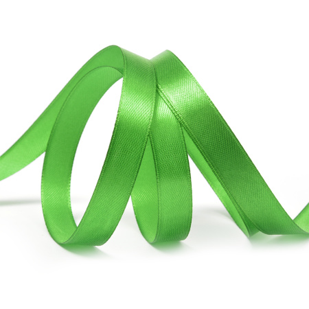 Лента атласная 12мм зеленый (катушка 22,5м) 3042 Лента атласная 12мм зеленый (катушка 22,5м) 3042