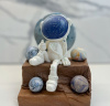 Фигурка из мастики КОСМОНАВТ